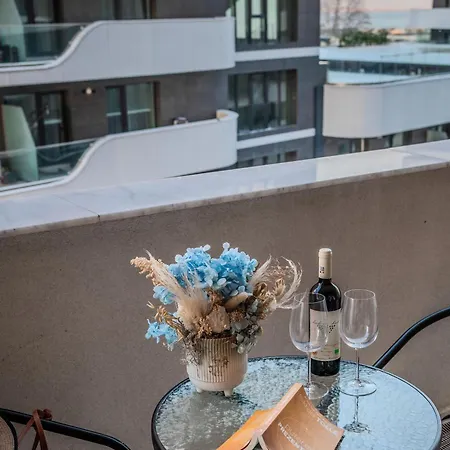Apartamento Bluewaves In Odyssey Pools And Parking *
