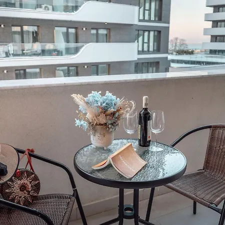 Bluewaves In Odyssey Pools And Parking Apartment Navodari