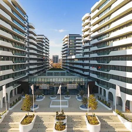 Bluewaves In Odyssey Pools And Parking Apartamento Năvodari